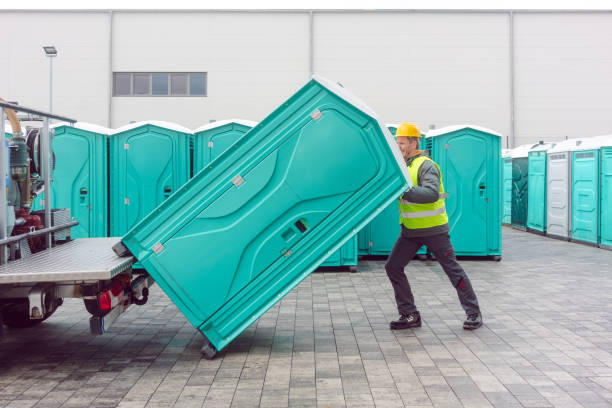 Portable Toilet Options We Offer in Oolitic, IN